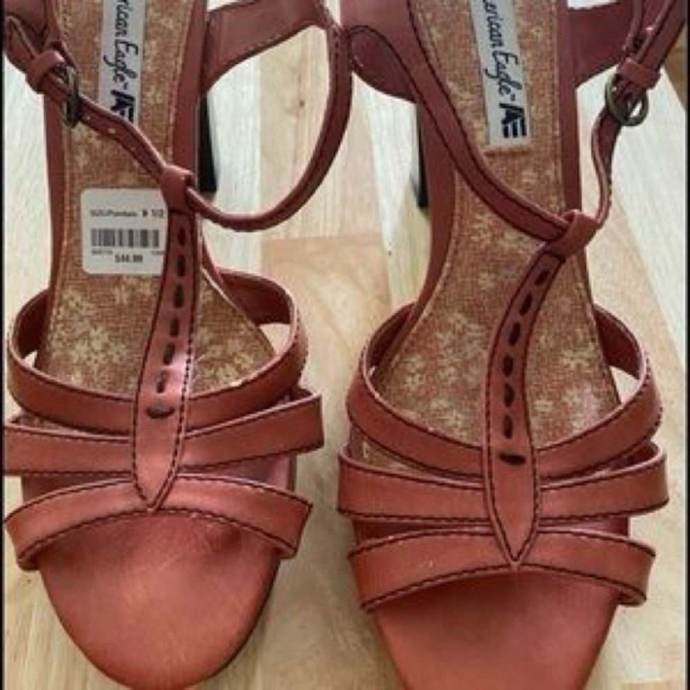 American Eagle Outfitters Pink Heels Strappy Design
